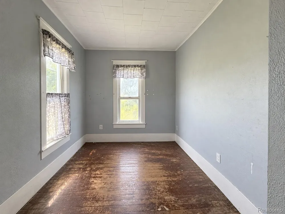 10500 S Waldron Road Wright Township, MI 49271
