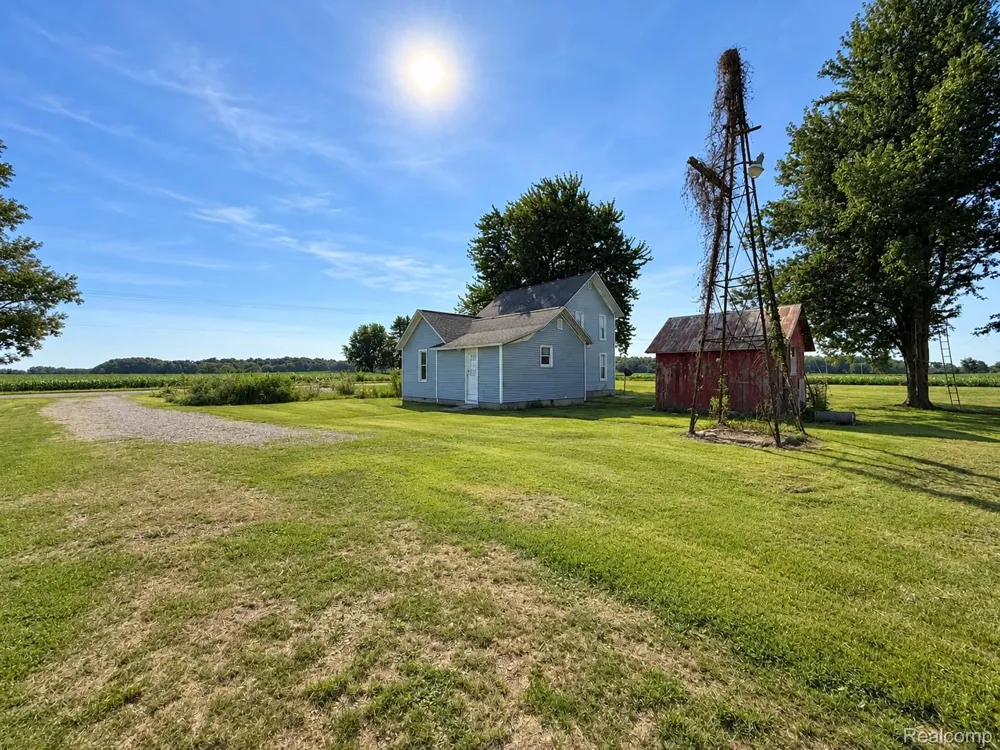 10500 S Waldron Road Wright Township, MI 49271