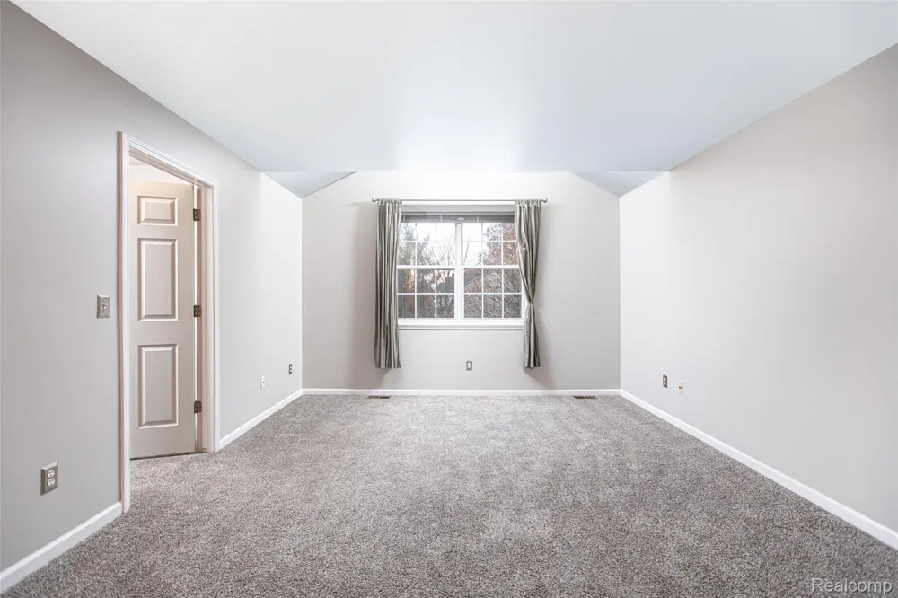 403 TEELIN DRIVE Oxford Charter Township, MI 48371