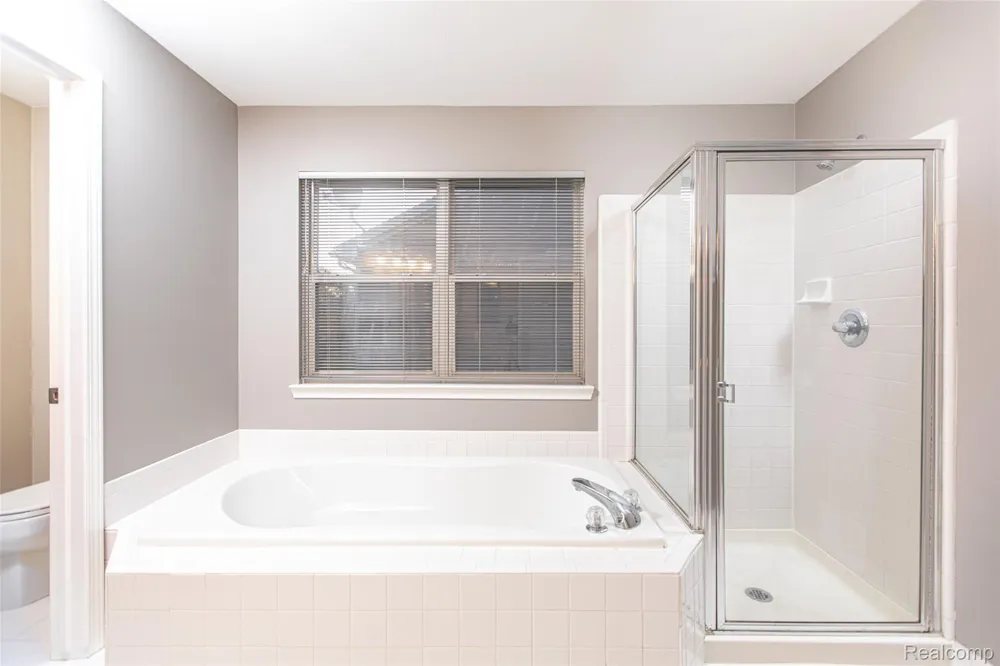 403 TEELIN DRIVE Oxford Charter Township, MI 48371