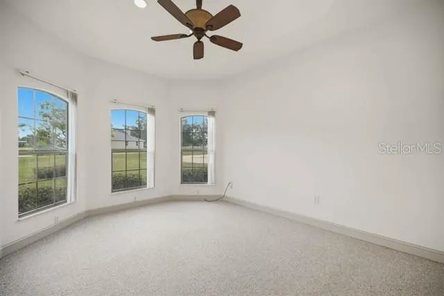5931 NE 57TH LOOP Silver Springs, FL 34488