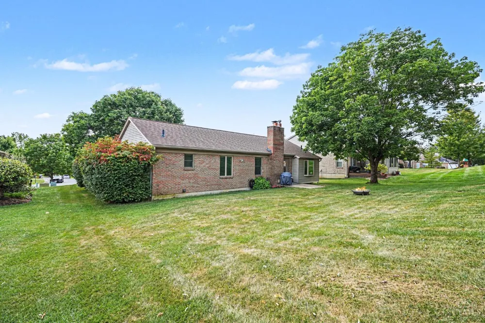 8356 Lakevalley Drive Colerain, OH 45247