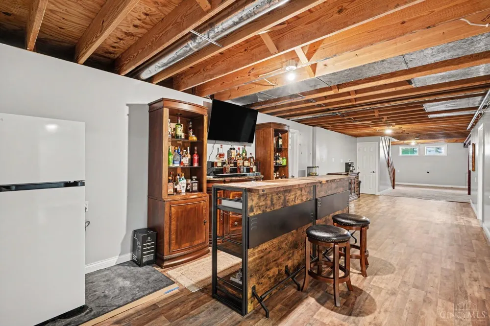 8356 Lakevalley Drive Colerain, OH 45247