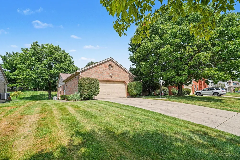8356 Lakevalley Drive Colerain, OH 45247