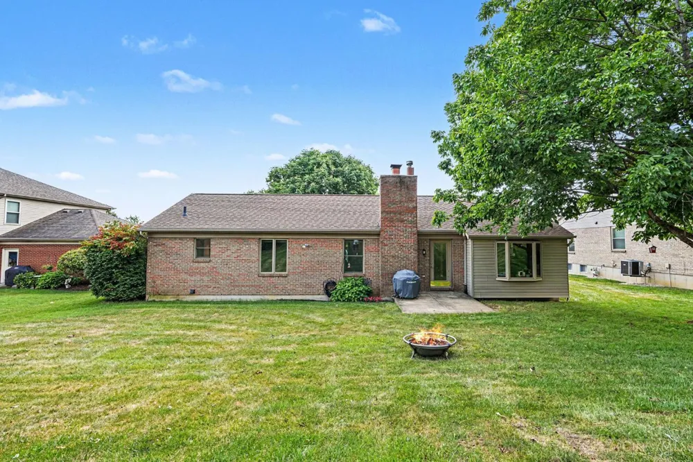 8356 Lakevalley Drive Colerain, OH 45247