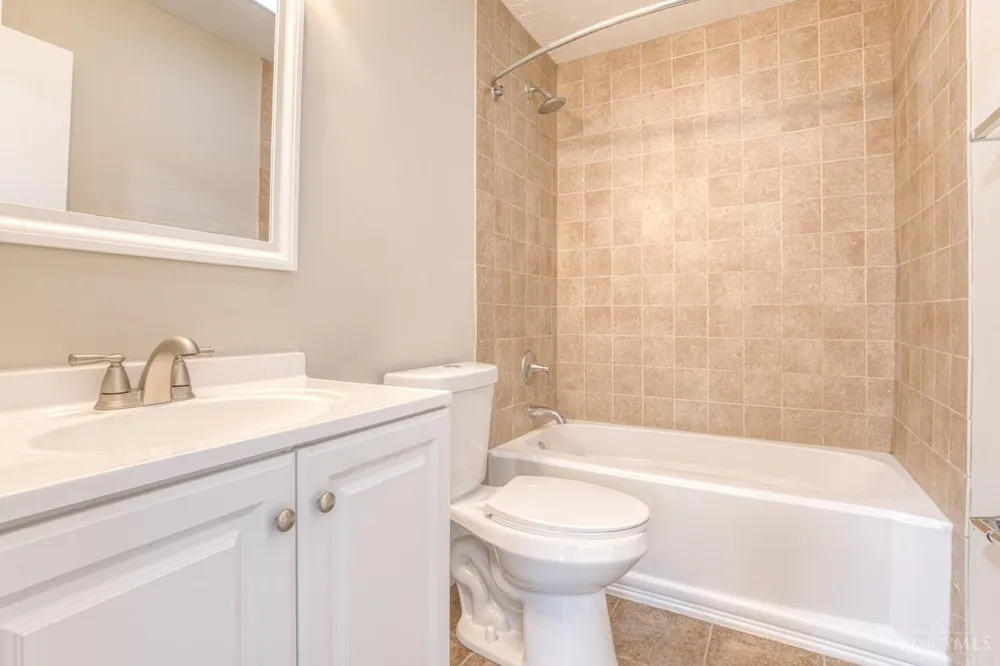 833 W Galbraith Road Springfield, OH 45231