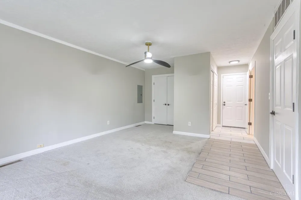 833 W Galbraith Road Springfield, OH 45231