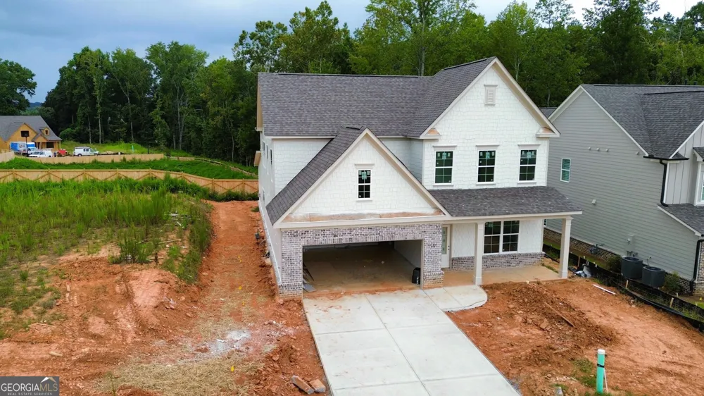 5667 Evelyn LN Flowery Branch, GA 30542