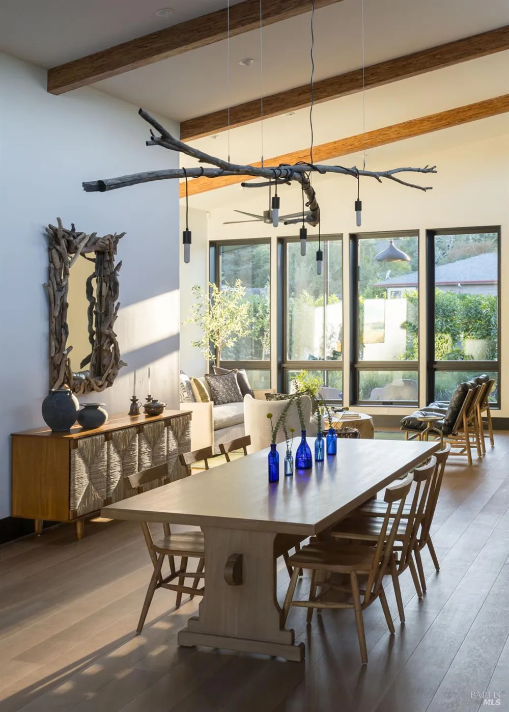 573 Ellis Court Sebastopol, CA 95472