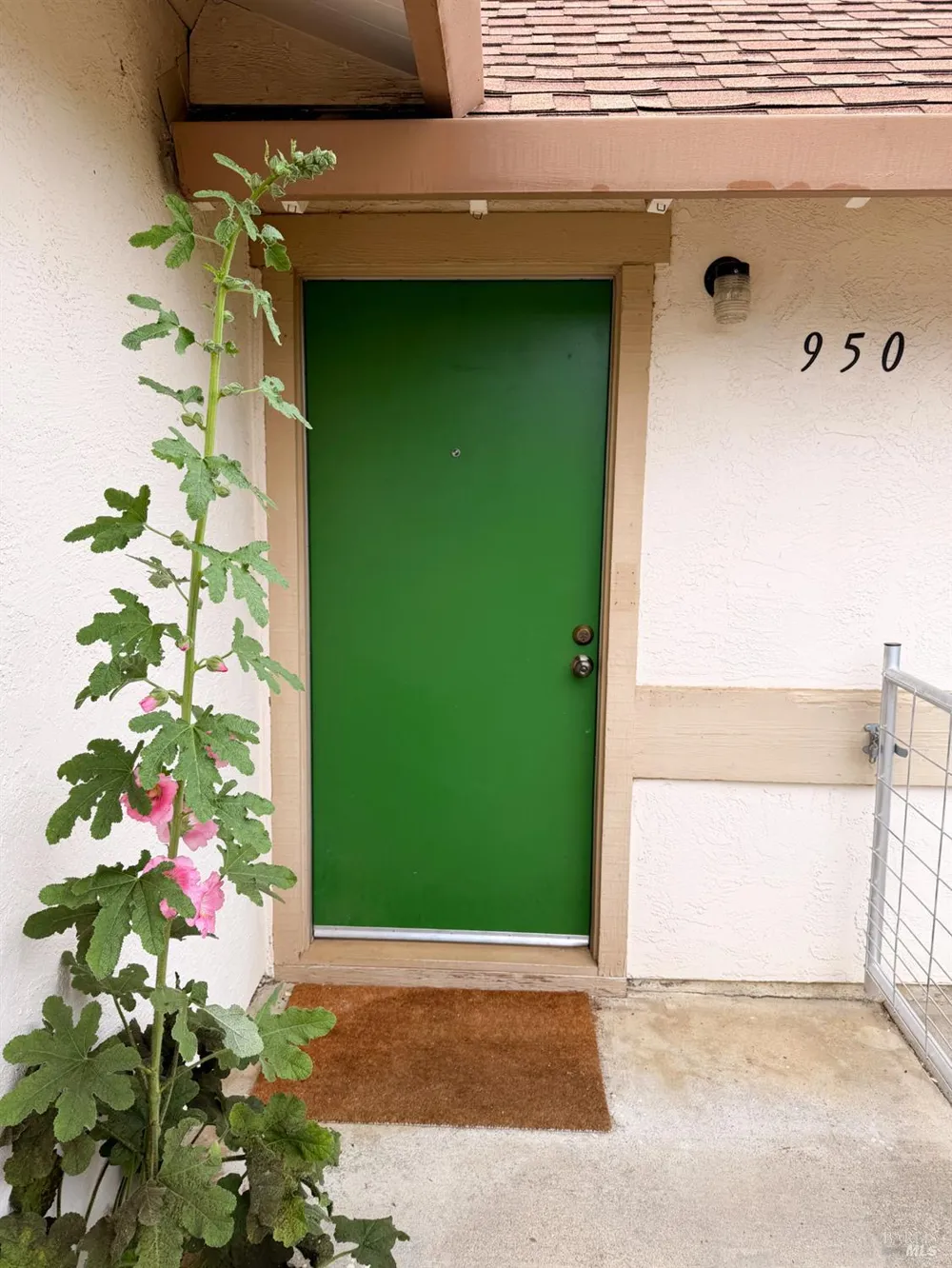 950 Pembroke Way Dixon, CA 95620