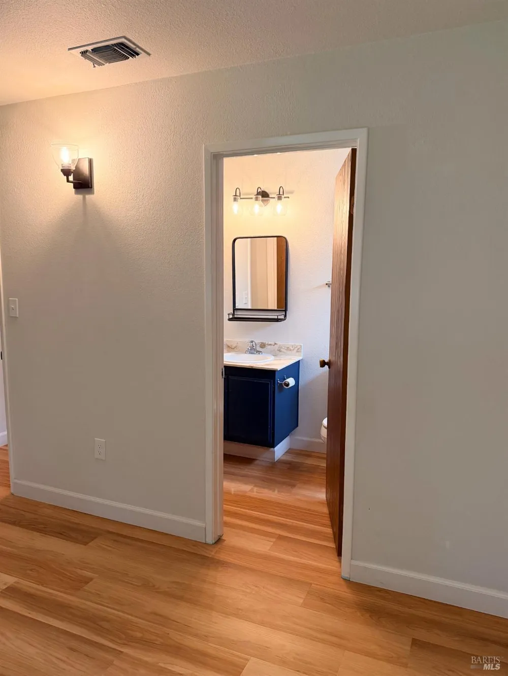 950 Pembroke Way Dixon, CA 95620