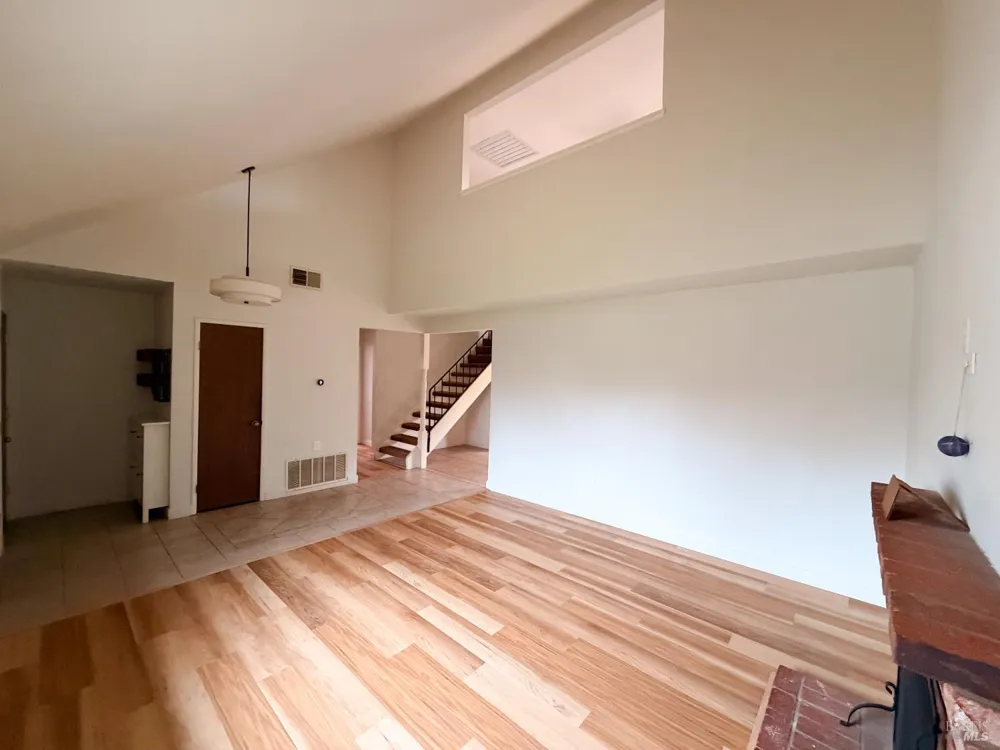 950 Pembroke Way Dixon, CA 95620
