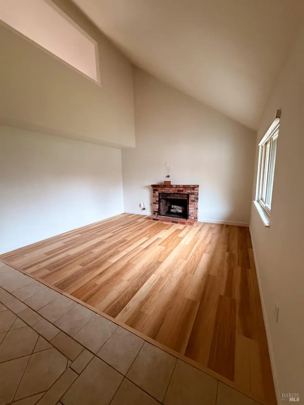 950 Pembroke Way Dixon, CA 95620
