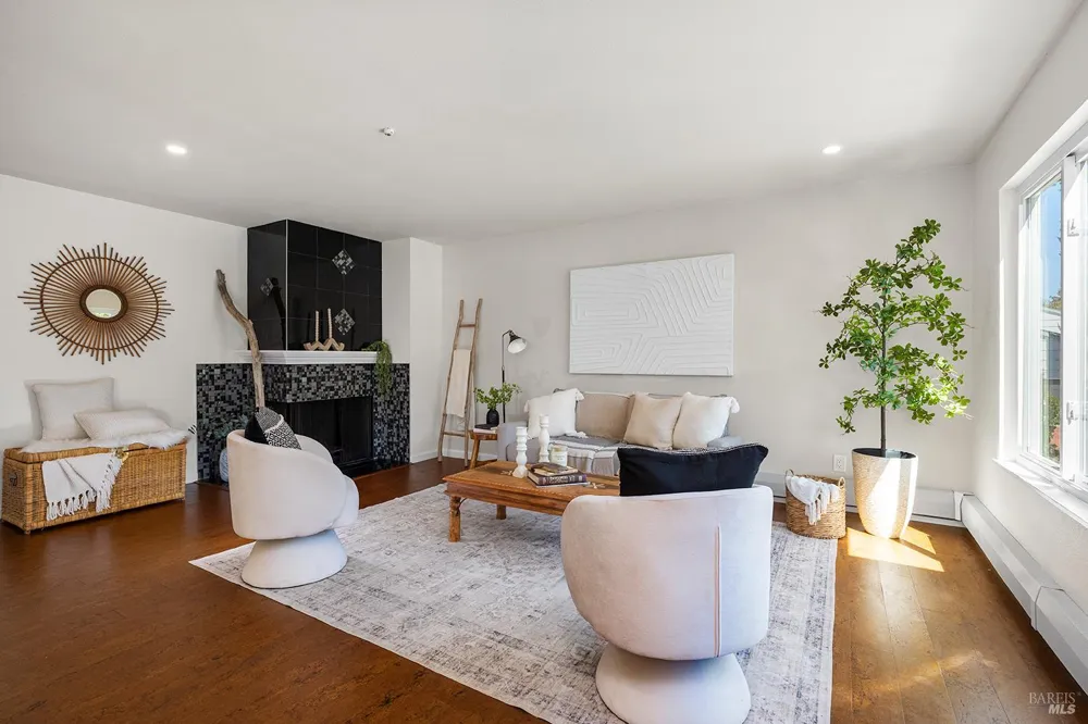 7771 Healdsburg Avenue ##7 Sebastopol, CA 95472