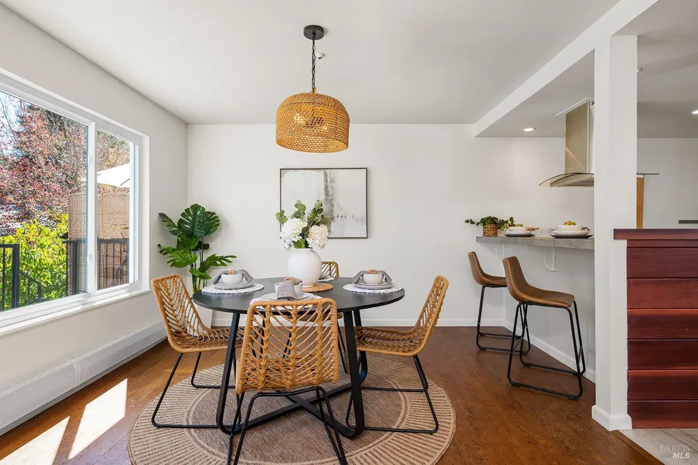 7771 Healdsburg Avenue ##7 Sebastopol, CA 95472