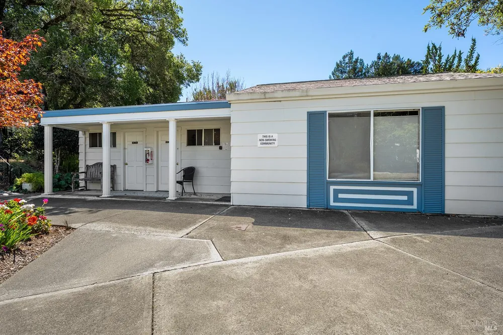 7771 Healdsburg Avenue ##7 Sebastopol, CA 95472