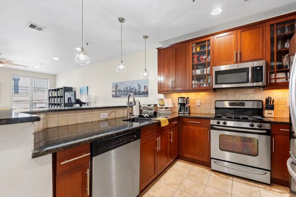 203-207 HACKENSACK PLANK RD Weehawken, NJ 07086