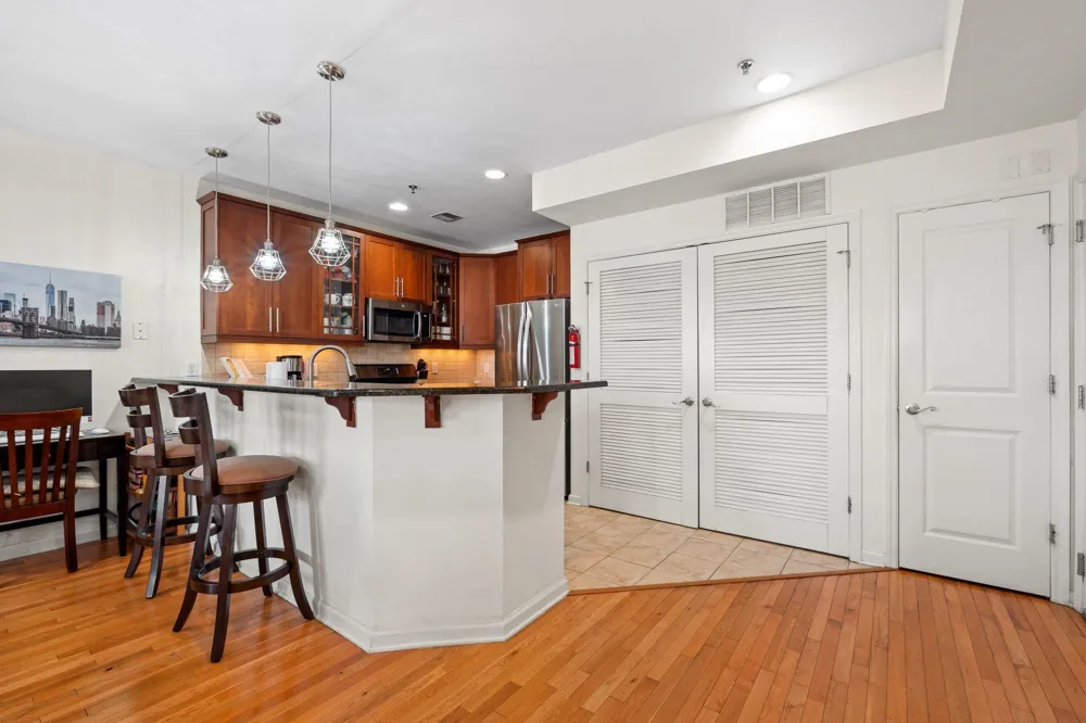 203-207 HACKENSACK PLANK RD Weehawken, NJ 07086