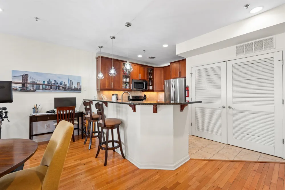 203-207 HACKENSACK PLANK RD Weehawken, NJ 07086