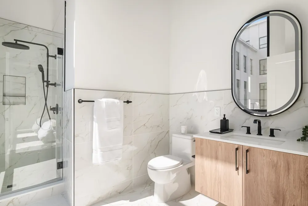 38 JACKSON ST Hoboken, NJ 07030