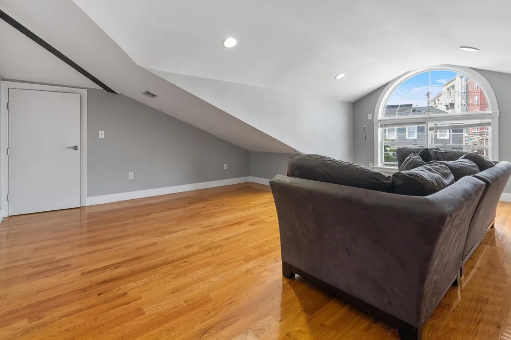5519 JEFFERSON ST West New York, NJ 07092