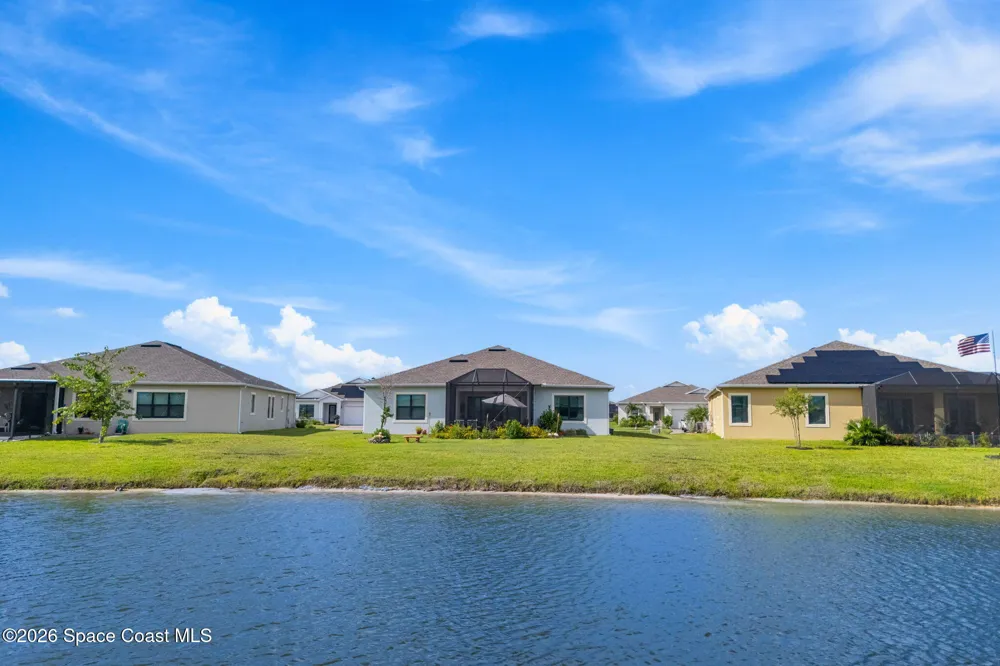 1063 Great Belt Circle Melbourne, FL 32940