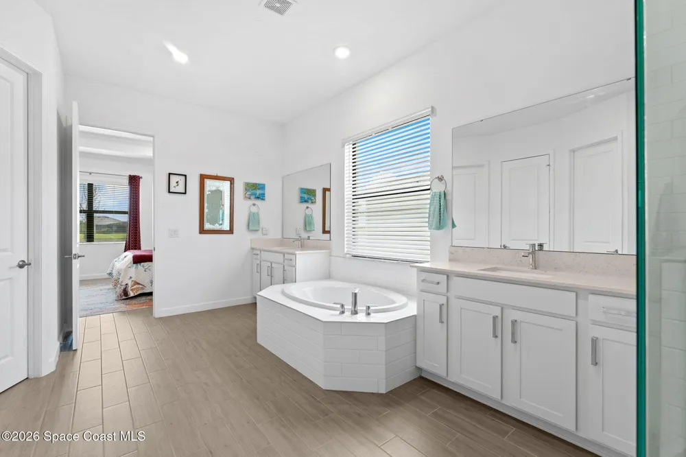 1063 Great Belt Circle Melbourne, FL 32940