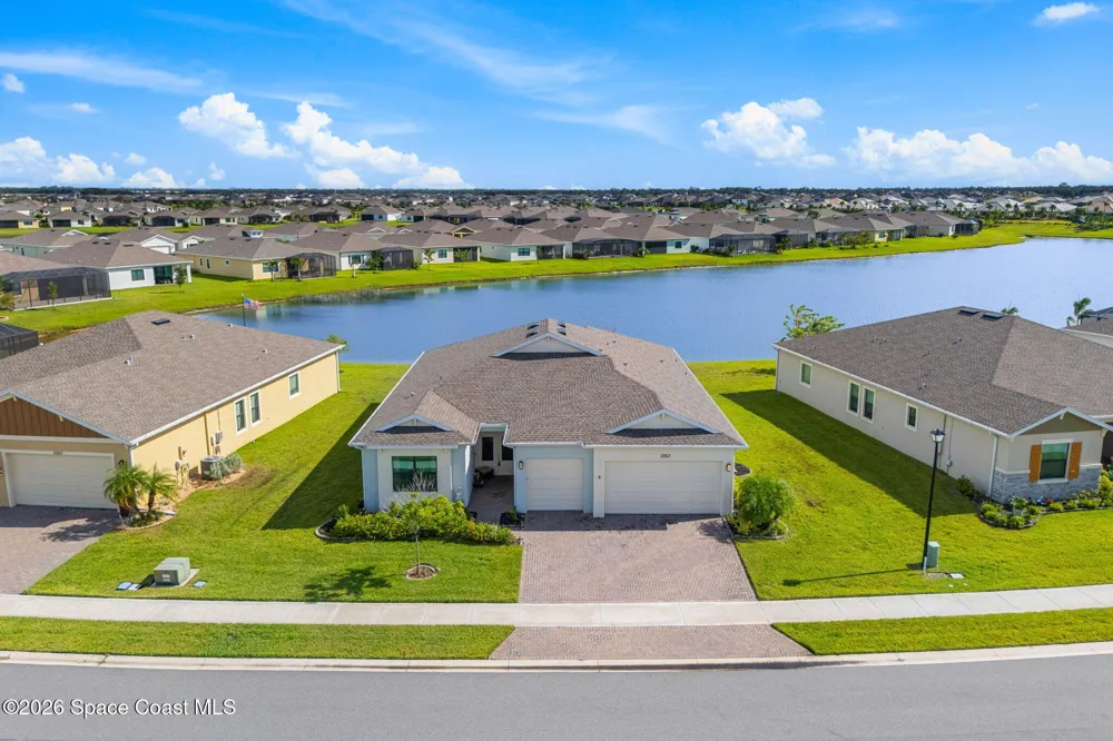 1063 Great Belt Circle Melbourne, FL 32940
