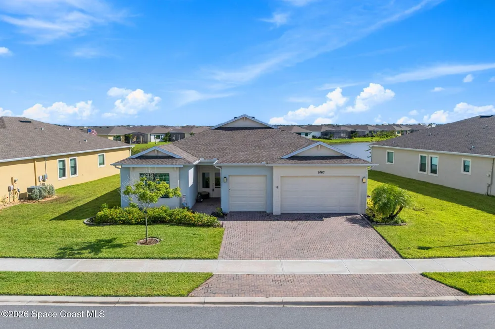 1063 Great Belt Circle Melbourne, FL 32940