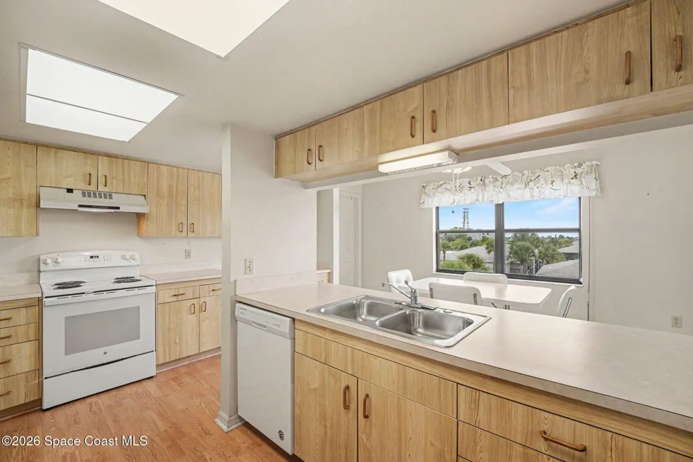 3613 S Banana River Boulevard #D401 Cocoa Beach, FL 32931