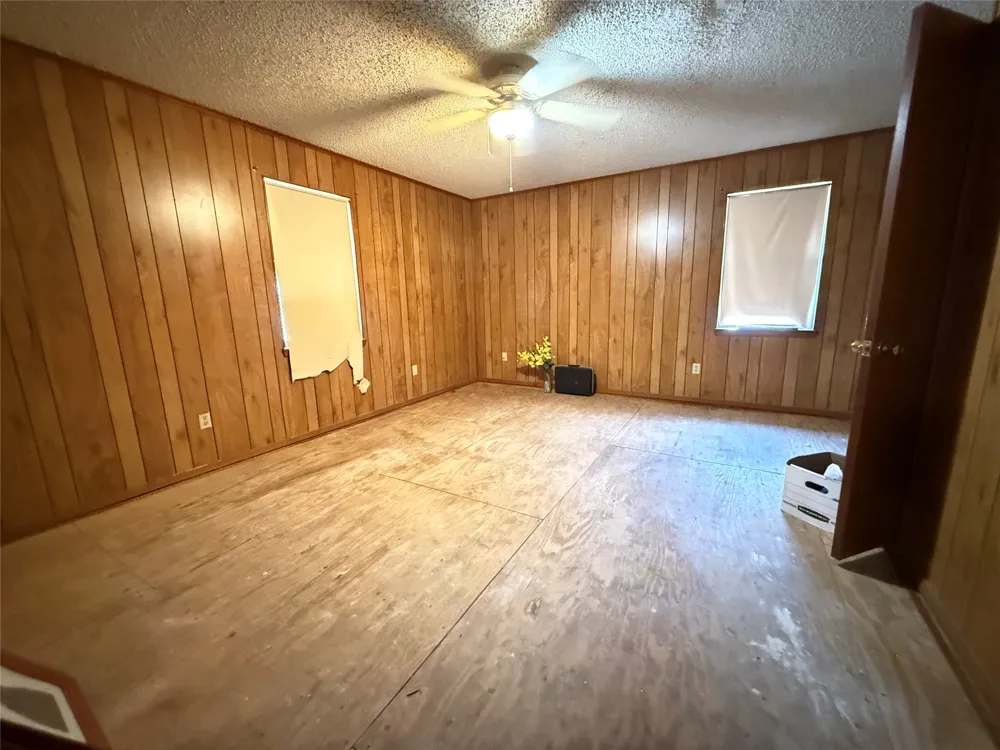 4411 Fm 100 Honey Grove, TX 75446
