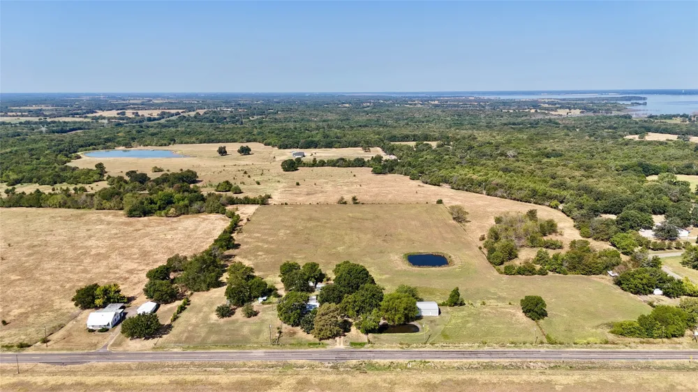 4411 Fm 100 Honey Grove, TX 75446