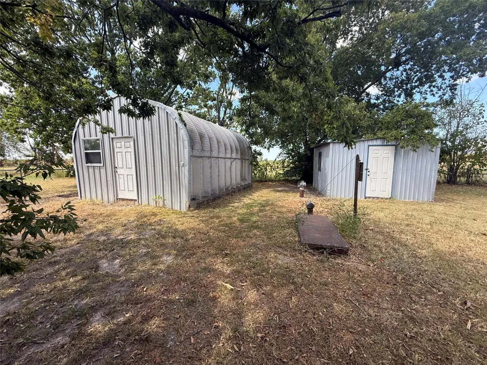 4411 Fm 100 Honey Grove, TX 75446