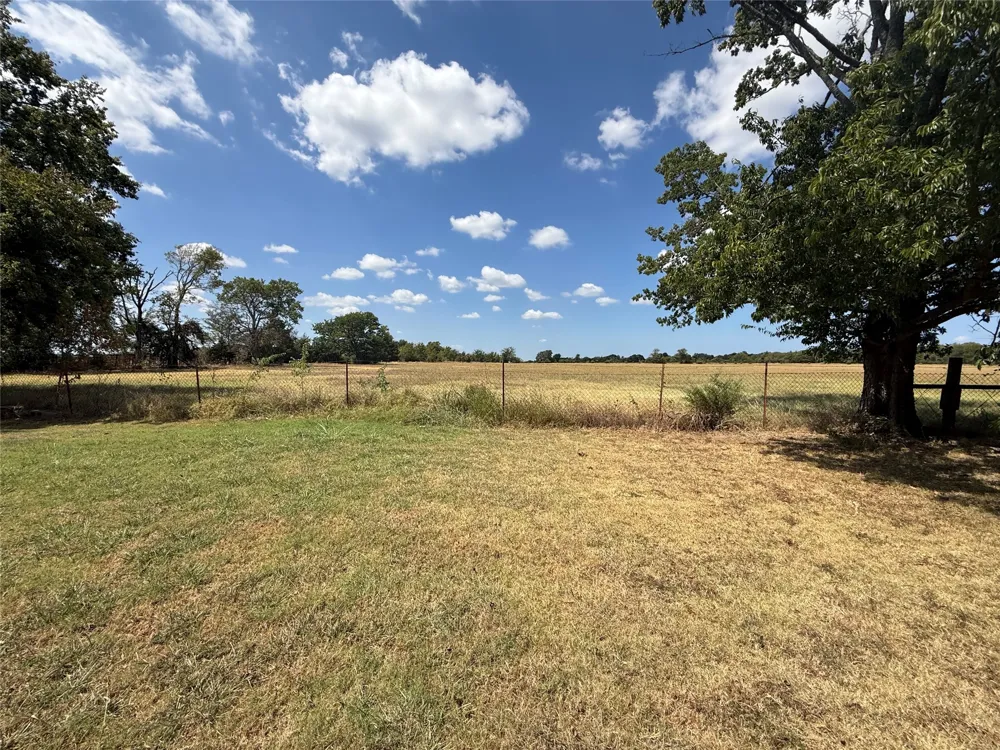 4411 Fm 100 Honey Grove, TX 75446