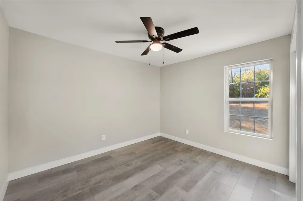 316 County Road 3048a Corsicana, TX 75109
