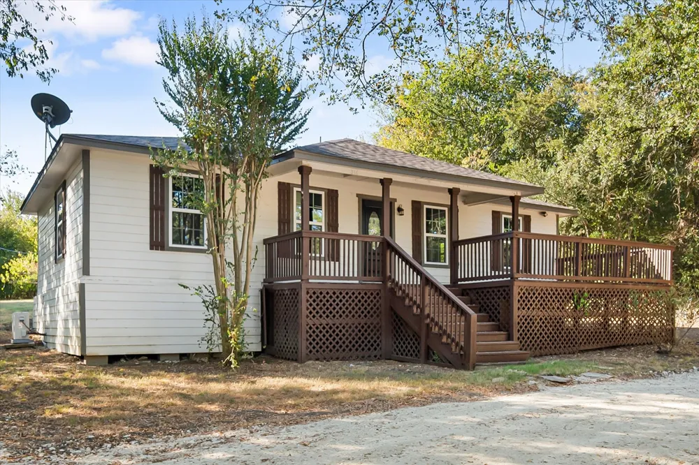 316 County Road 3048a Corsicana, TX 75109