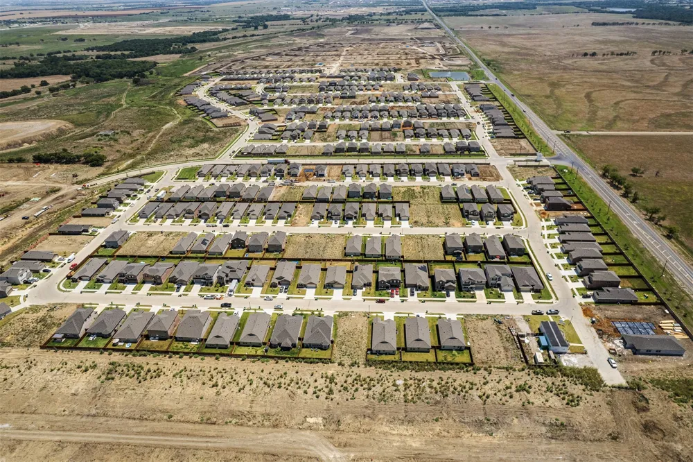 14160 Olney Drive Pilot Point, TX 76258