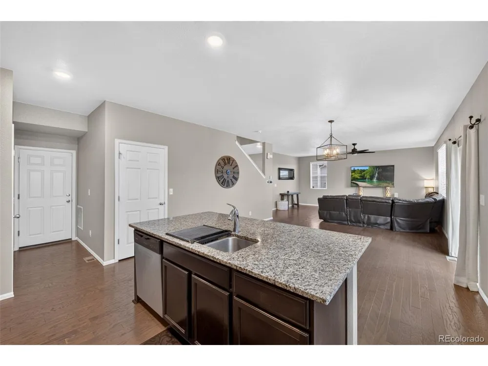 914 Charlton Drive Windsor, CO 80550