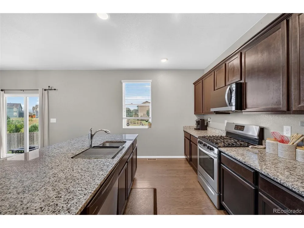 914 Charlton Drive Windsor, CO 80550