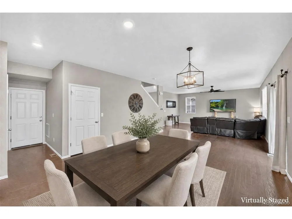 914 Charlton Drive Windsor, CO 80550
