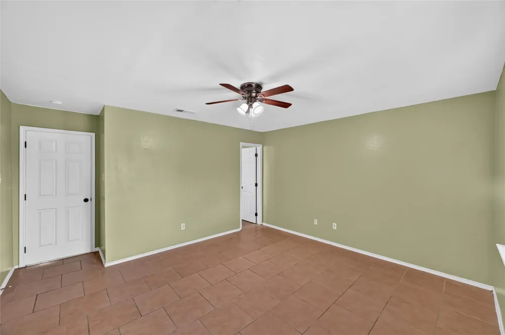 2427 Chalet Road Houston, TX 77038
