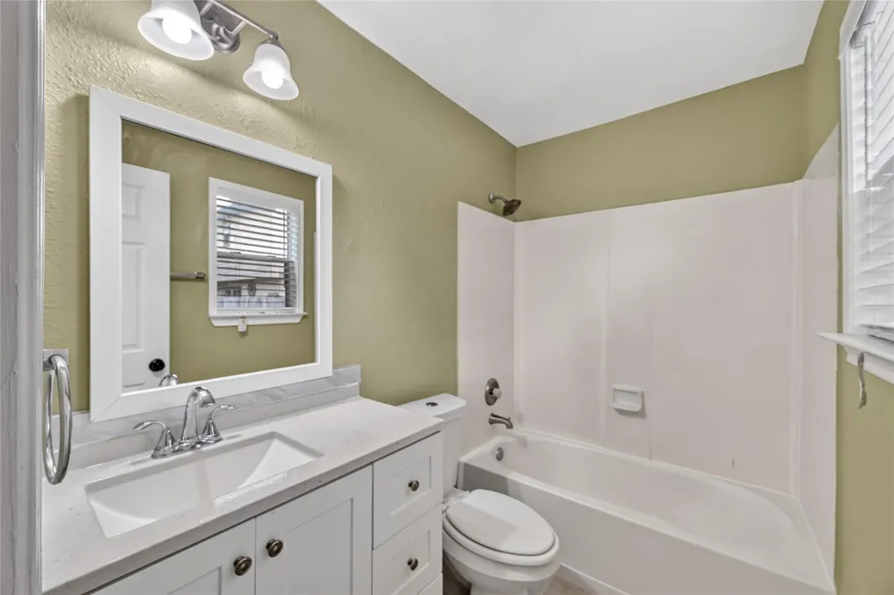 2427 Chalet Road Houston, TX 77038