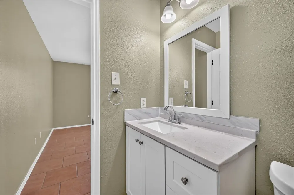 2427 Chalet Road Houston, TX 77038