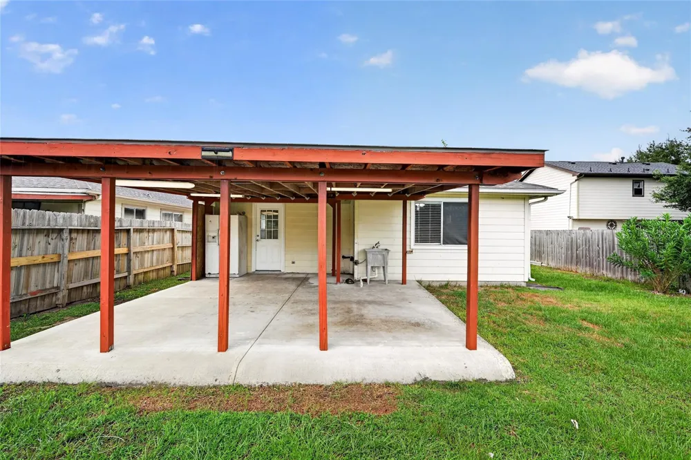 2427 Chalet Road Houston, TX 77038