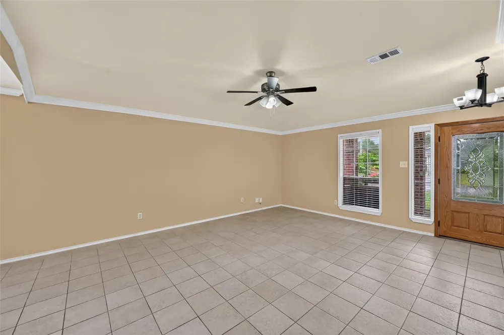 2427 Chalet Road Houston, TX 77038
