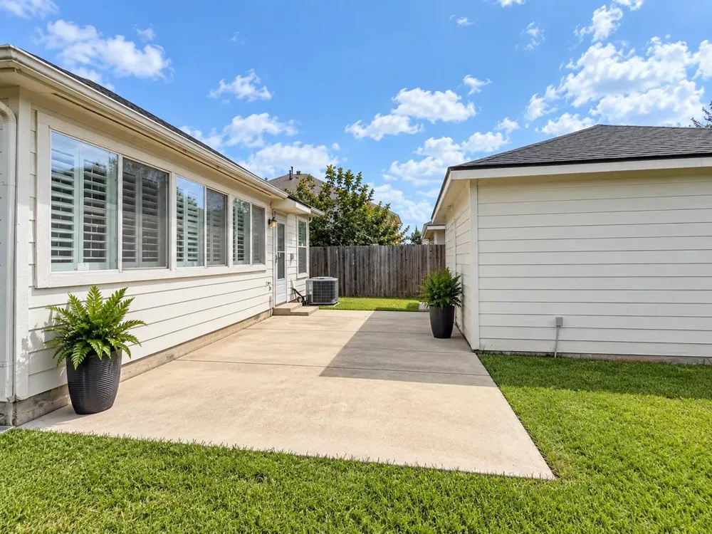 19543 Richland Springs Drive Houston, TX 77073