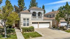 4317 Timberdale Road Moorpark, CA 93021