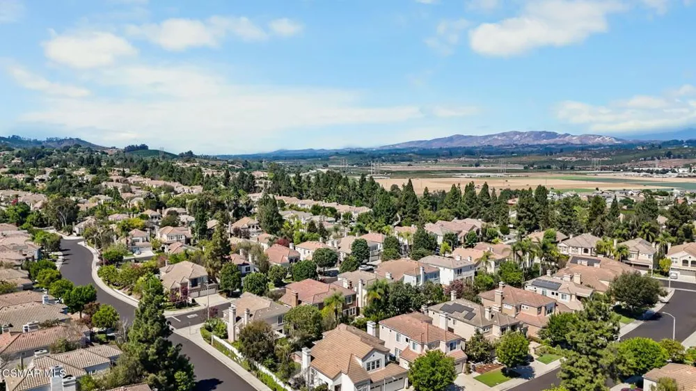 4317 Timberdale Road Moorpark, CA 93021