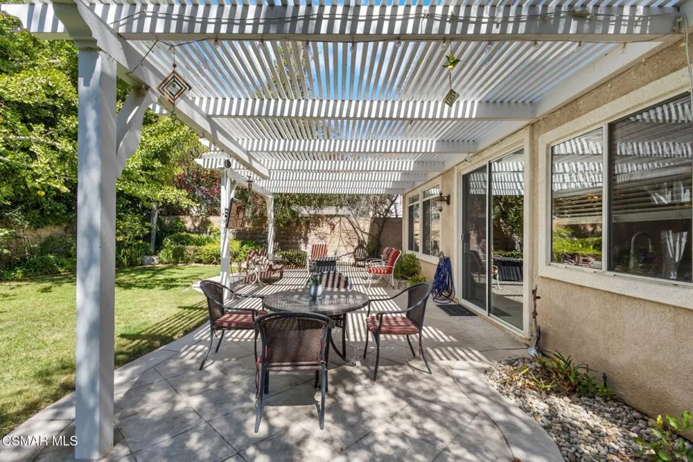 4317 Timberdale Road Moorpark, CA 93021