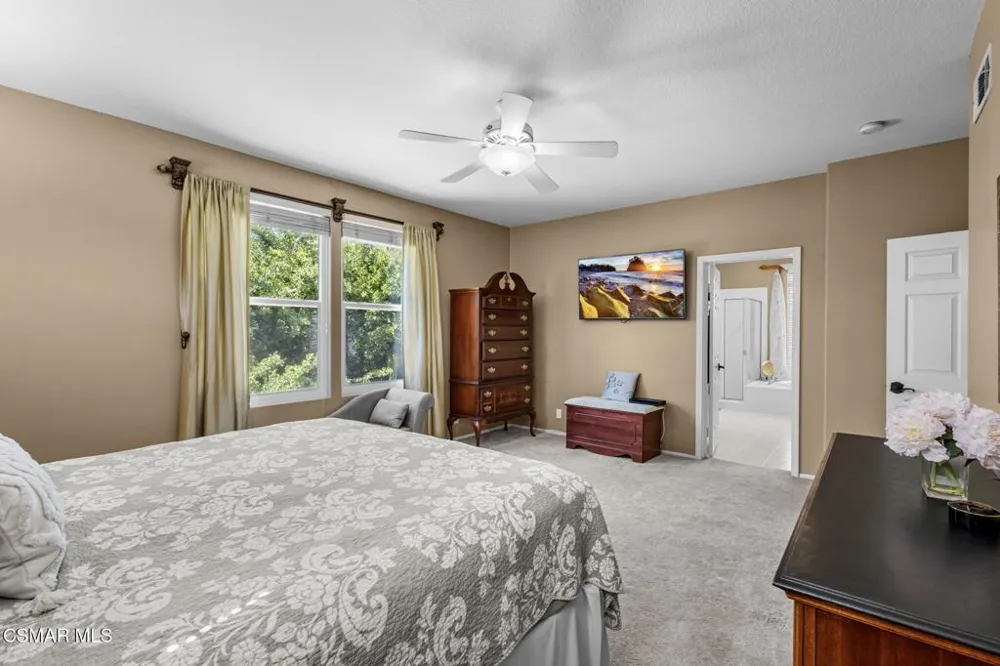 4317 Timberdale Road Moorpark, CA 93021